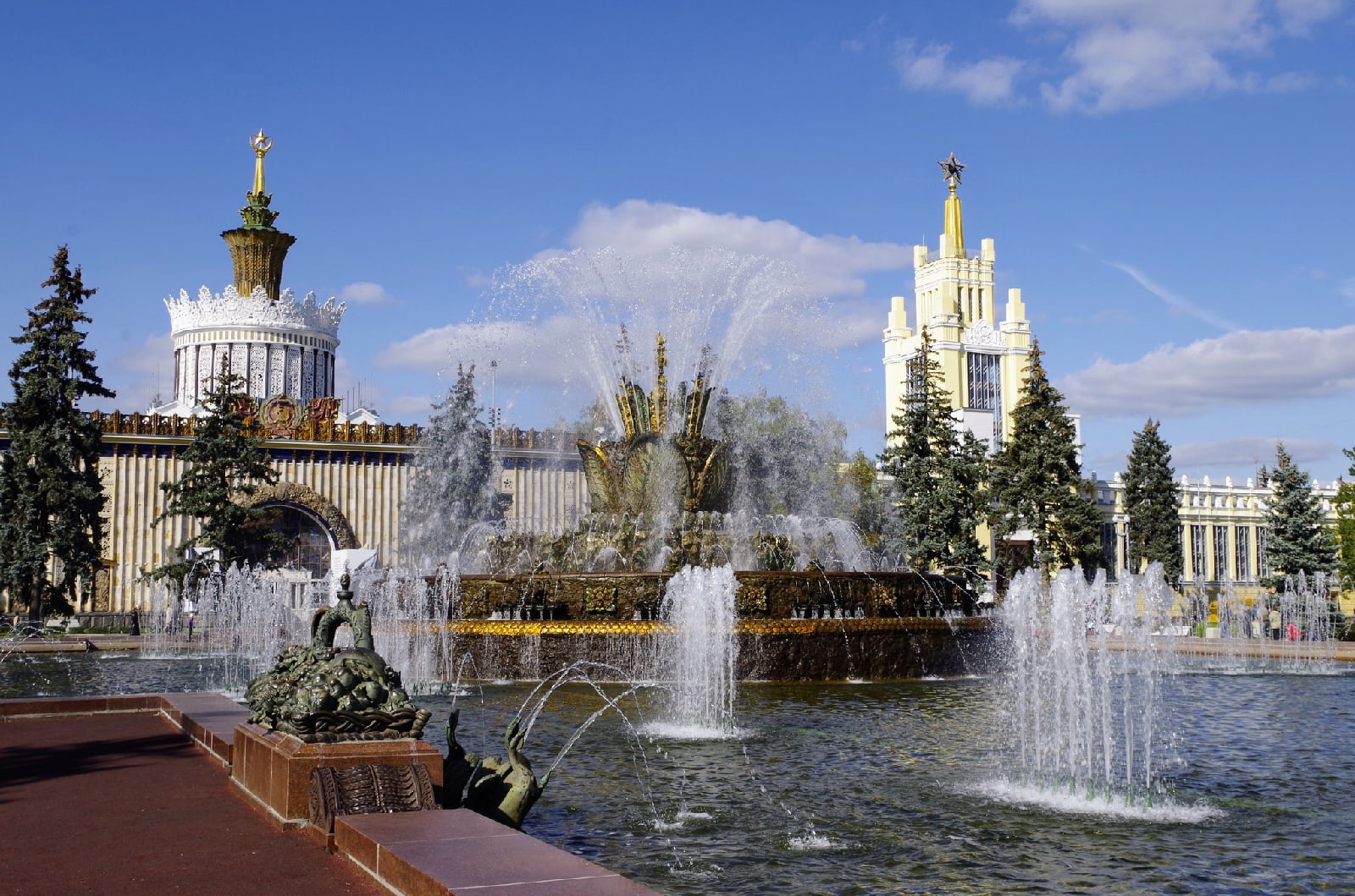 В Москву всей семьей: Московский зоопарк + ВДНХ (из г. Коломна) - НТК Глобус